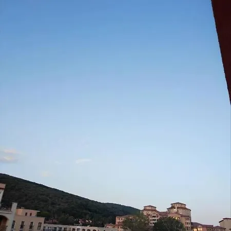 привилидж первая линия Apartament *