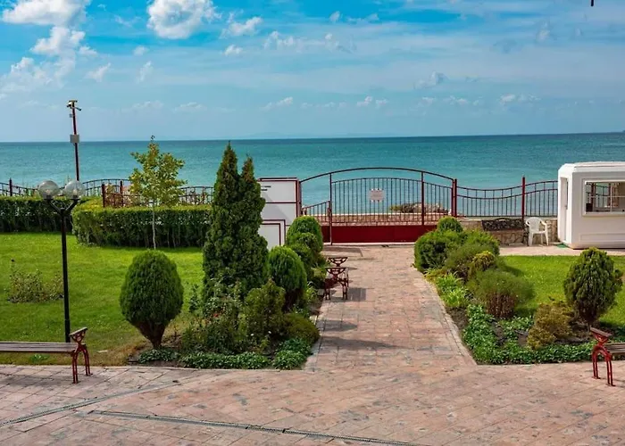 привилидж первая линия * Свети Влас